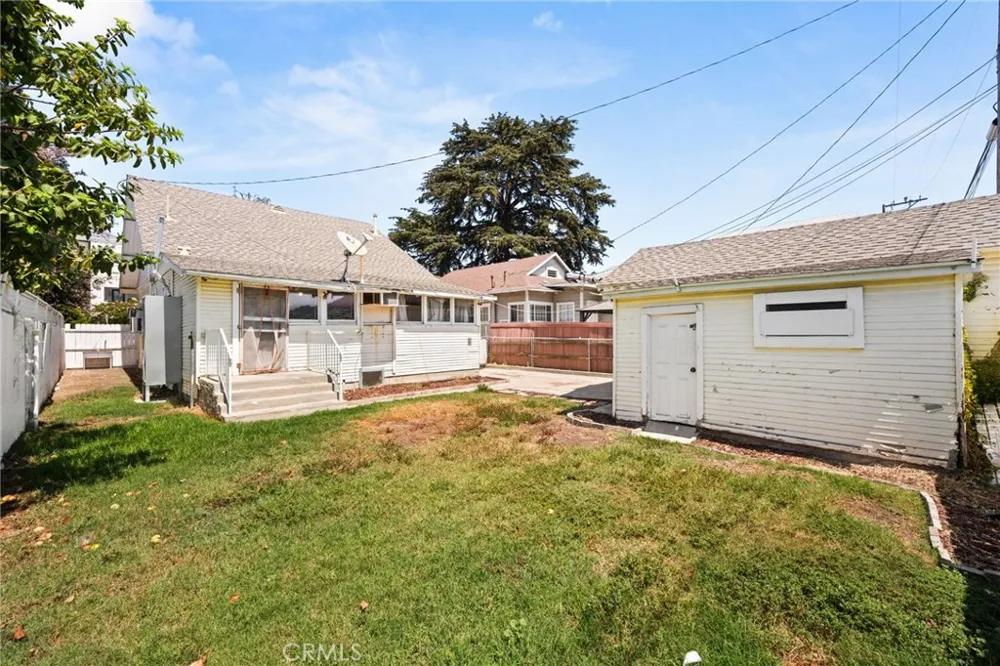 168 W Orange Street Covina, CA 91723