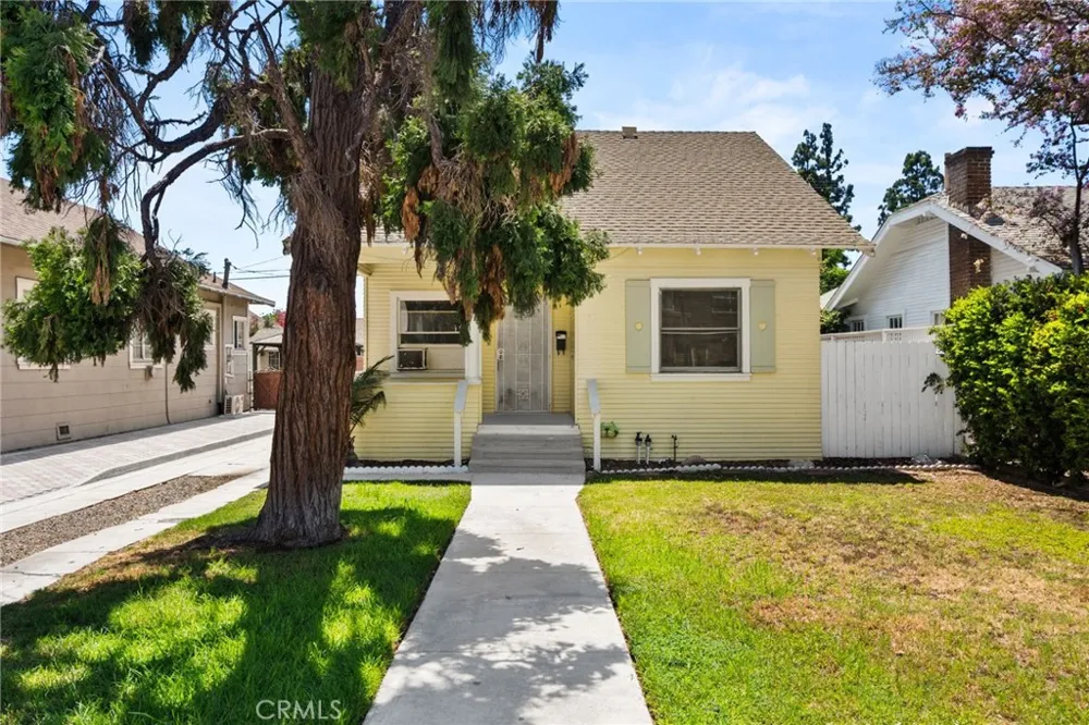 168 W Orange Street Covina, CA 91723
