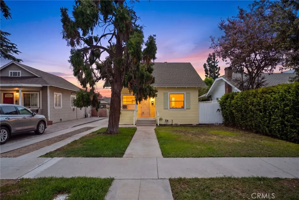 168 W Orange Street Covina, CA 91723