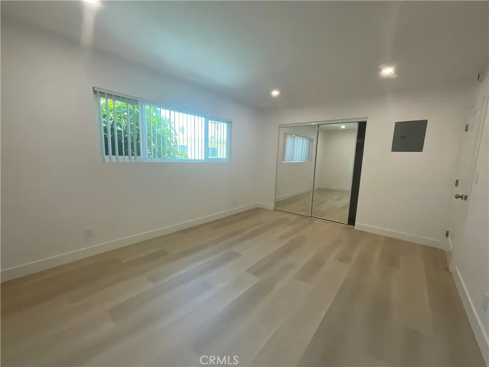 219 15th Street #5 Huntington Beach, CA 92648