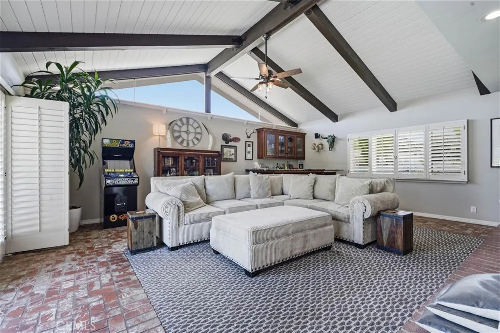 2184 Arrowhead Santa Maria, CA 93455