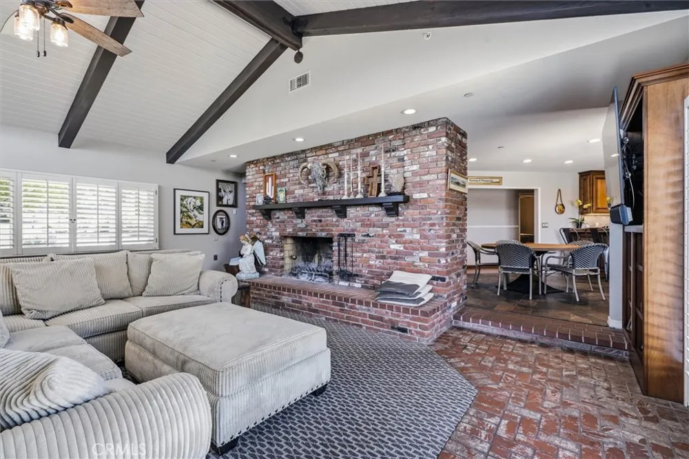 2184 Arrowhead Santa Maria, CA 93455