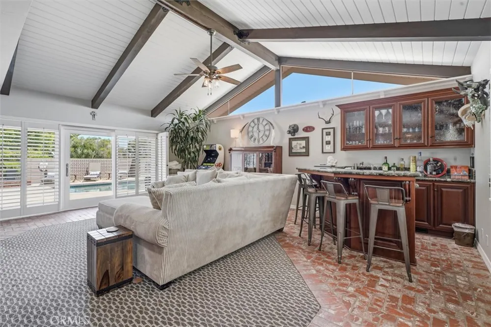2184 Arrowhead Santa Maria, CA 93455
