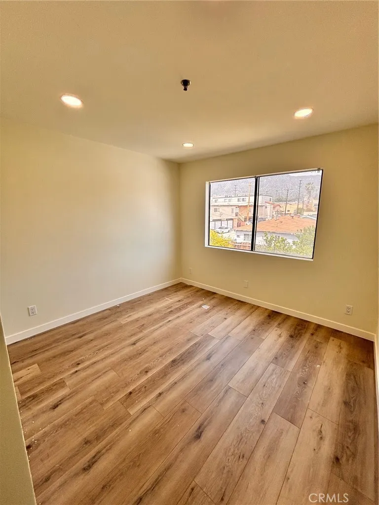 1039 Sonora Avenue #3 Glendale, CA 91201