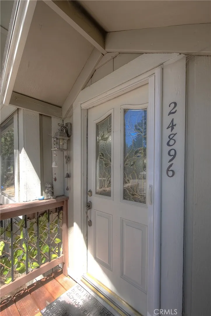 24896 Matterhorn Court Crestline, CA 92325