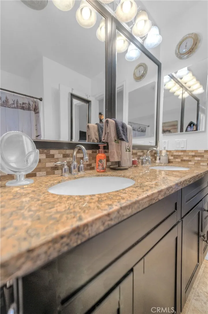 24896 Matterhorn Court Crestline, CA 92325