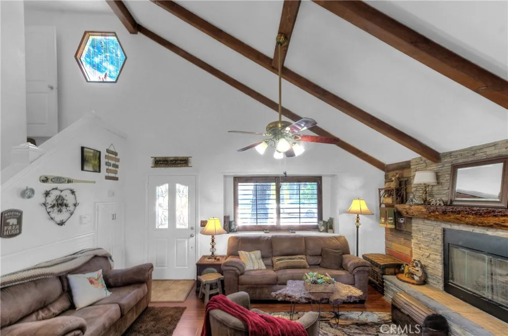24896 Matterhorn Court Crestline, CA 92325