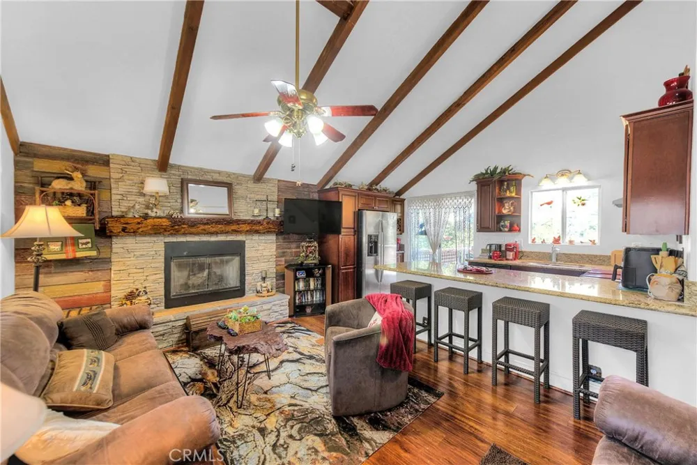 24896 Matterhorn Court Crestline, CA 92325
