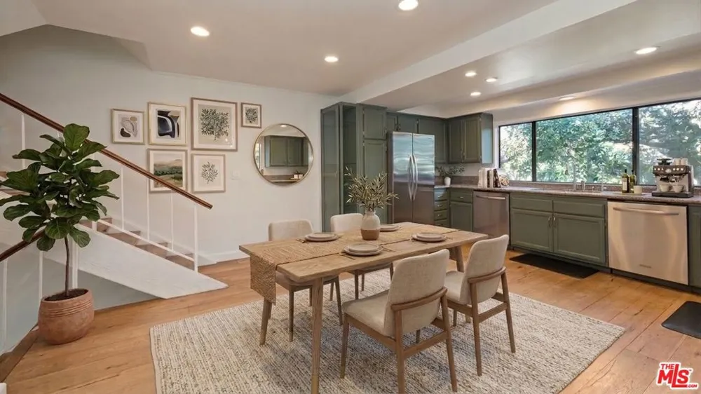 407 S Spalding Drive #5 Beverly Hills, CA 90212