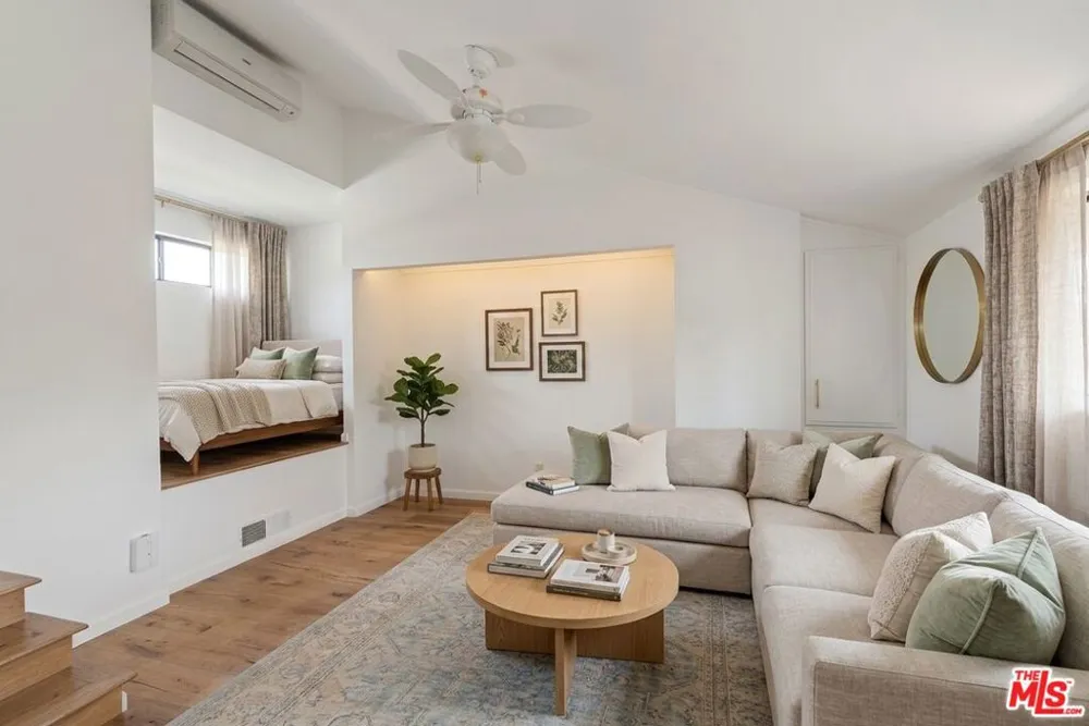 407 S Spalding Drive #5 Beverly Hills, CA 90212