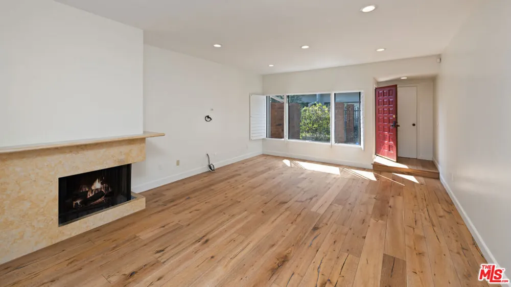 407 S Spalding Drive #5 Beverly Hills, CA 90212