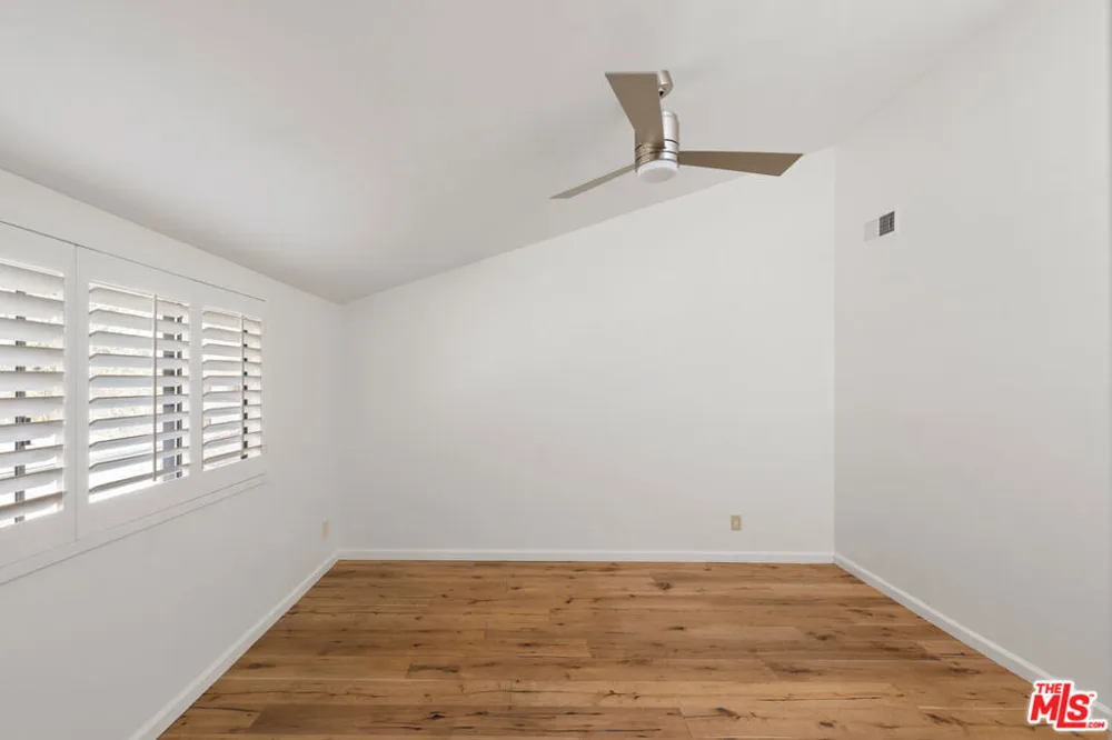 407 S Spalding Drive #5 Beverly Hills, CA 90212