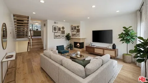 407 S Spalding Drive #5