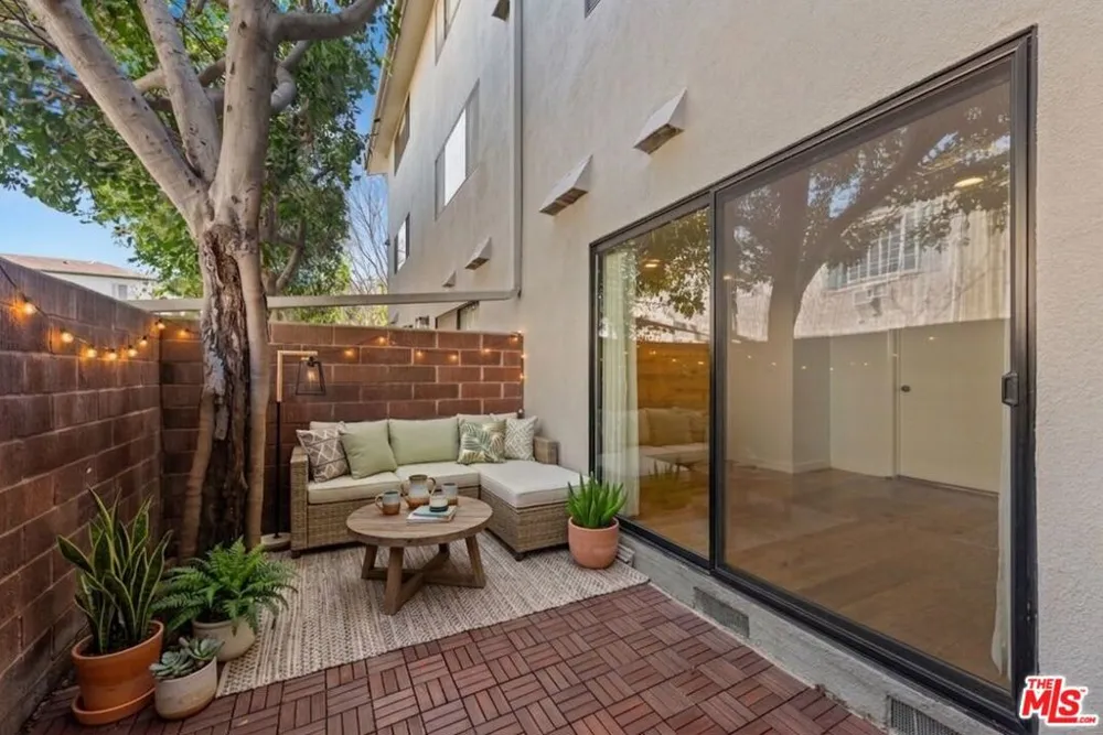 407 S Spalding Drive #5 Beverly Hills, CA 90212