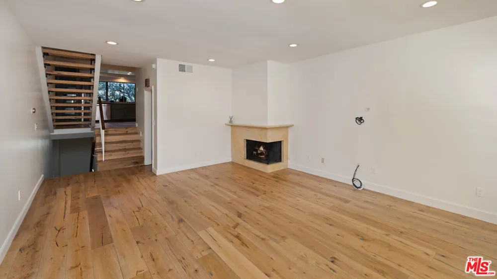 407 S Spalding Drive #5 Beverly Hills, CA 90212