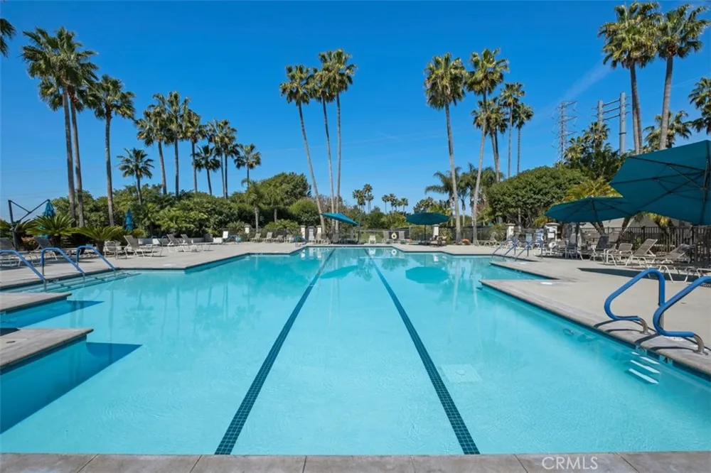 21584 Marana Mission Viejo, CA 92692