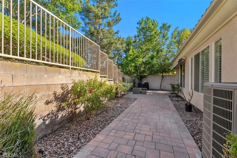 21584 Marana Mission Viejo, CA 92692
