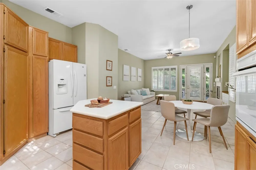 21584 Marana Mission Viejo, CA 92692
