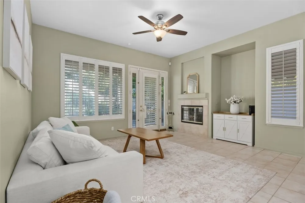 21584 Marana Mission Viejo, CA 92692