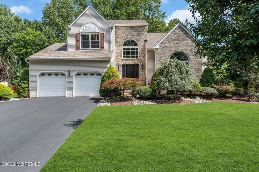 362 Meadowood Road Jackson, NJ 08527
