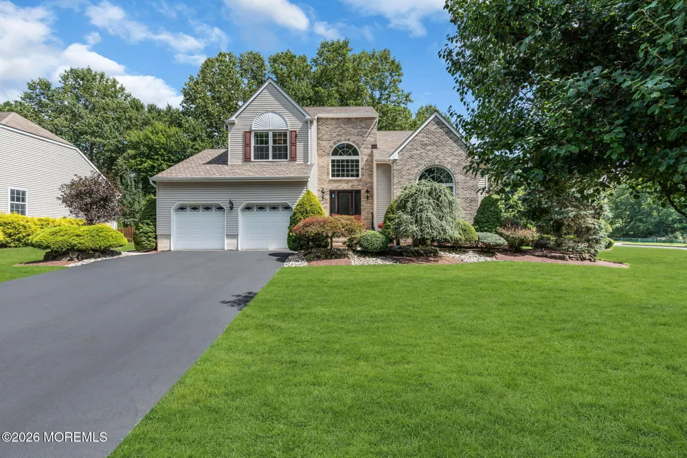 362 Meadowood Road Jackson, NJ 08527
