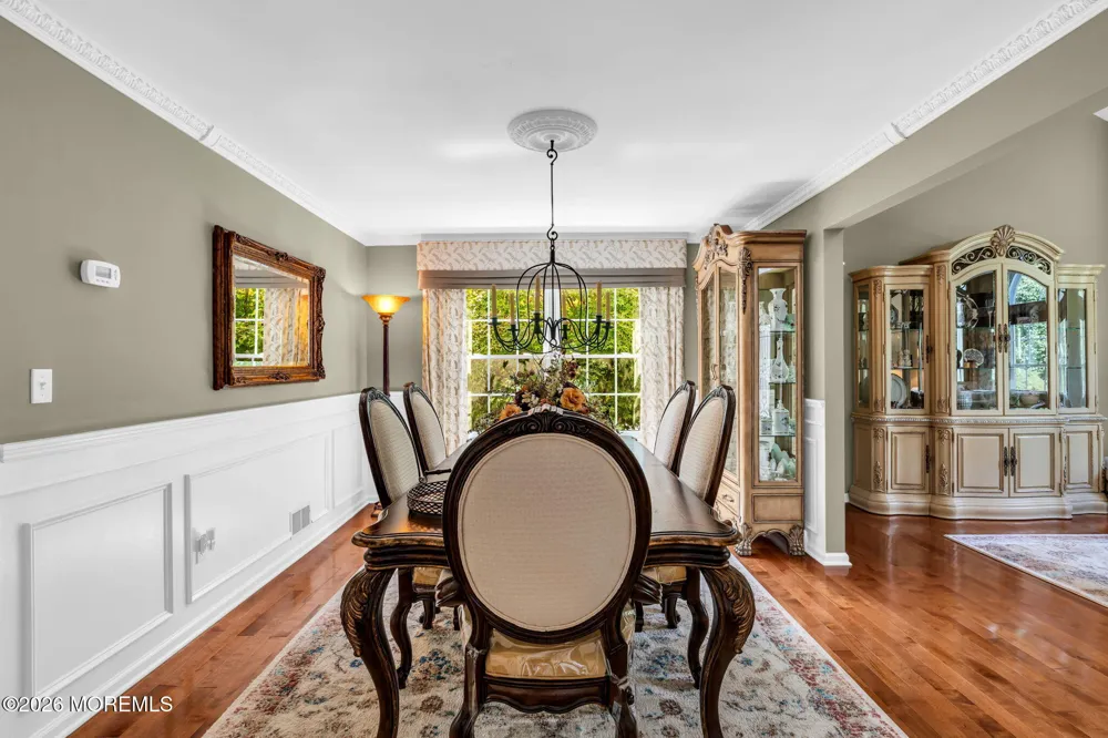 362 Meadowood Road Jackson, NJ 08527