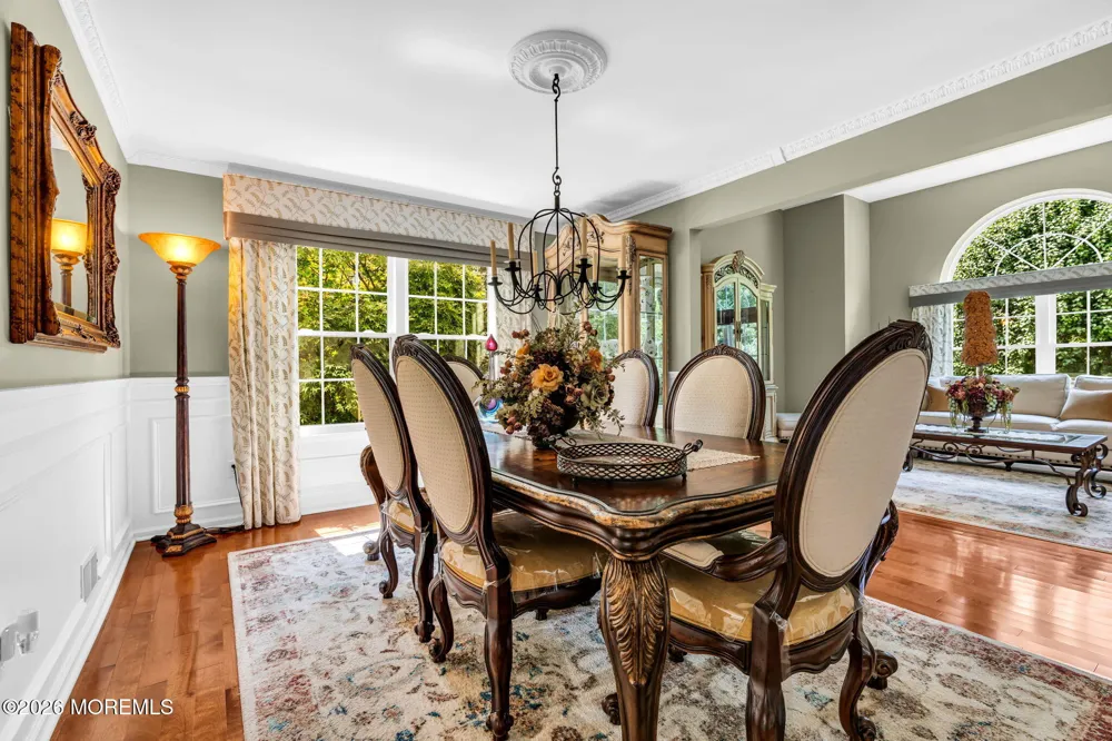 362 Meadowood Road Jackson, NJ 08527