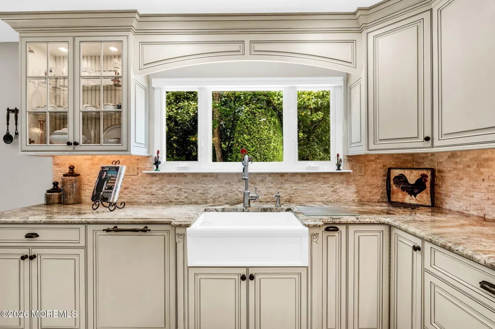 362 Meadowood Road Jackson, NJ 08527