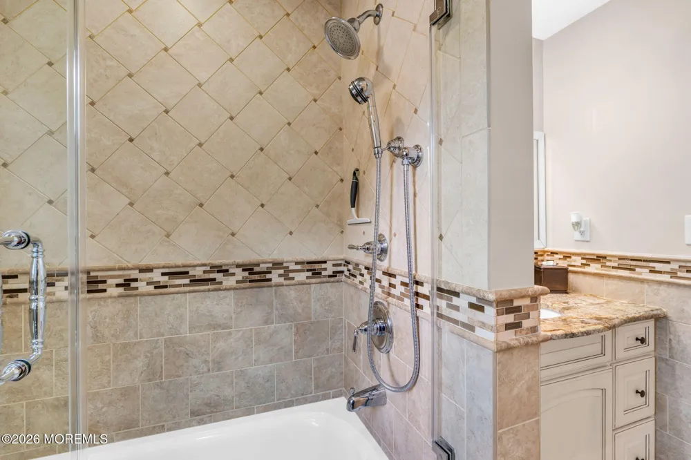362 Meadowood Road Jackson, NJ 08527