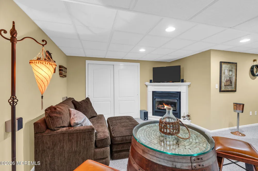 362 Meadowood Road Jackson, NJ 08527