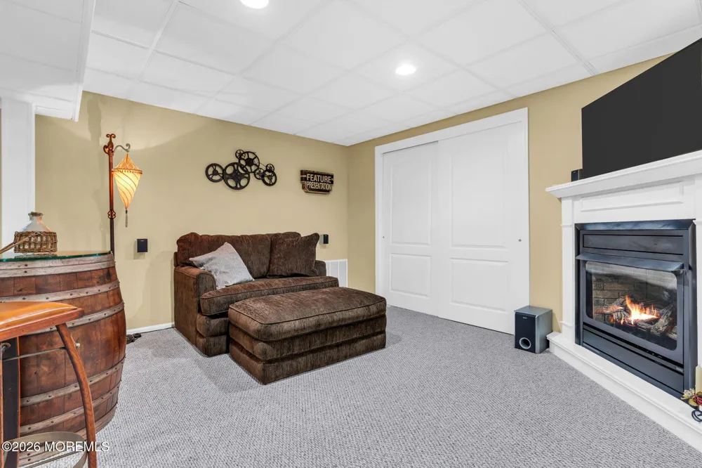 362 Meadowood Road Jackson, NJ 08527