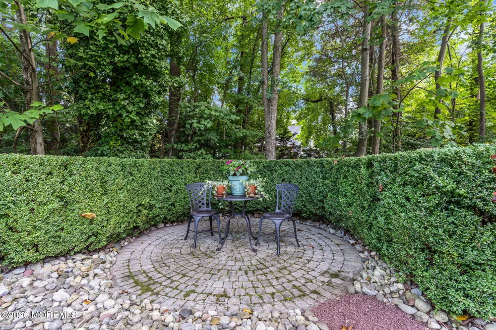 362 Meadowood Road Jackson, NJ 08527