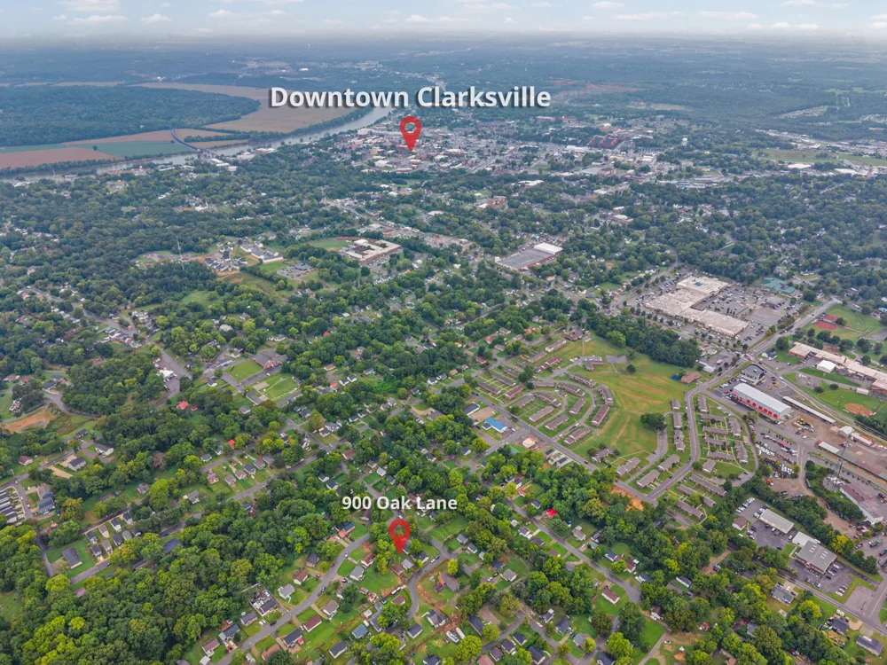 900 Oak Ln Clarksville, TN 37040