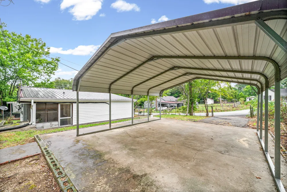 900 Oak Ln Clarksville, TN 37040