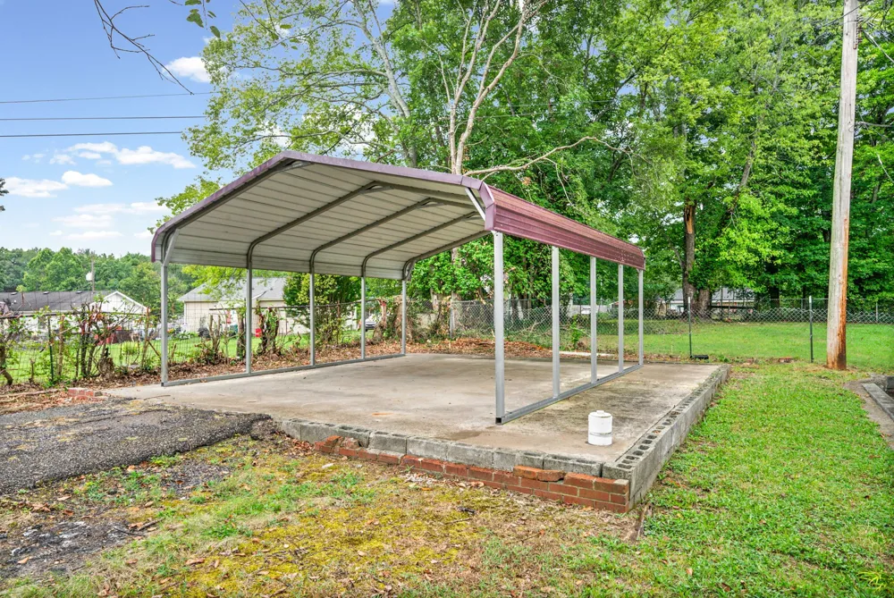900 Oak Ln Clarksville, TN 37040
