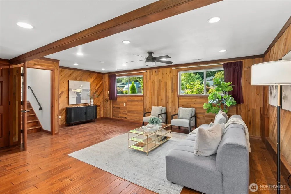 10501 25TH DRIVE SE Everett, WA 98208