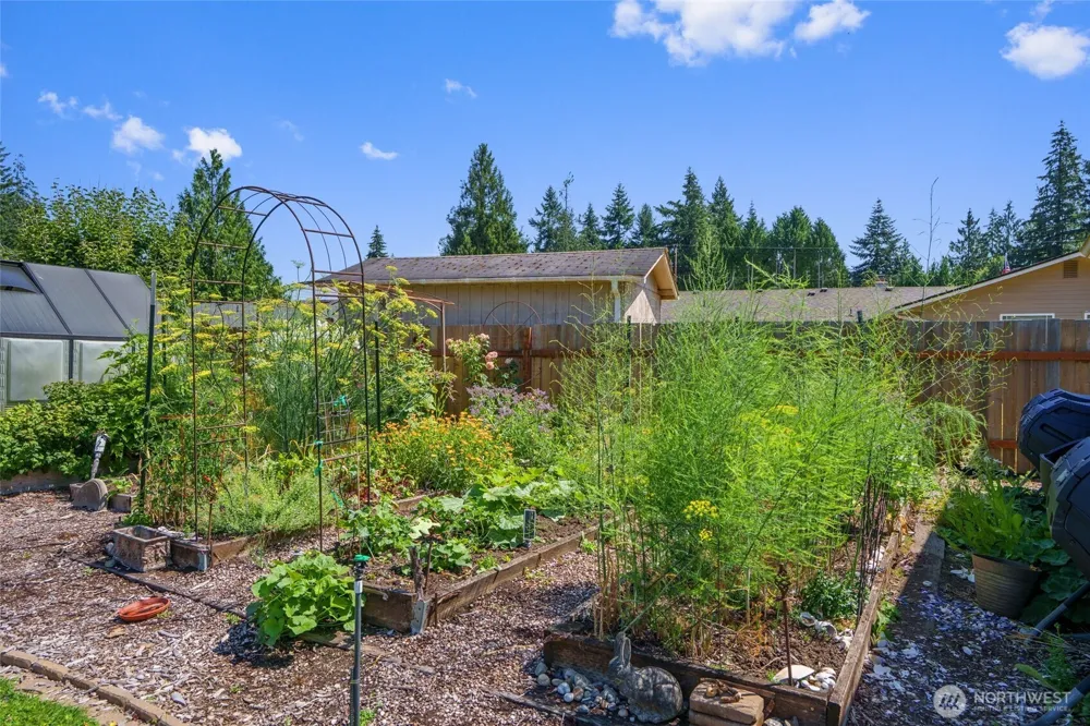 10501 25TH DRIVE SE Everett, WA 98208