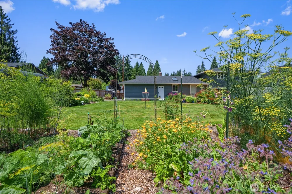 10501 25TH DRIVE SE Everett, WA 98208