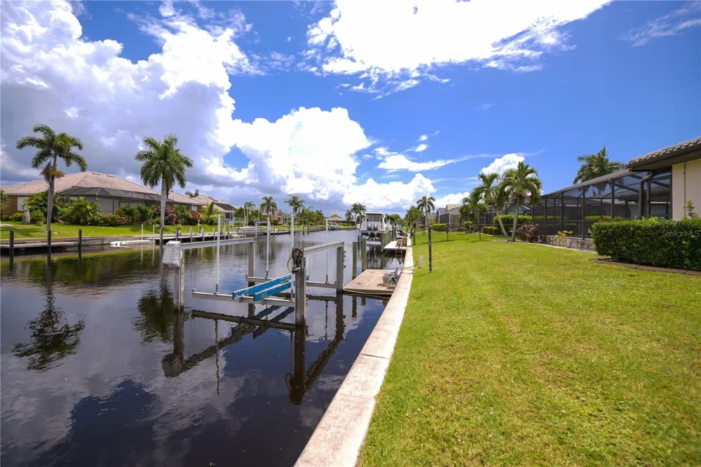 1205 VIA TRIPOLI Punta Gorda, FL 33950
