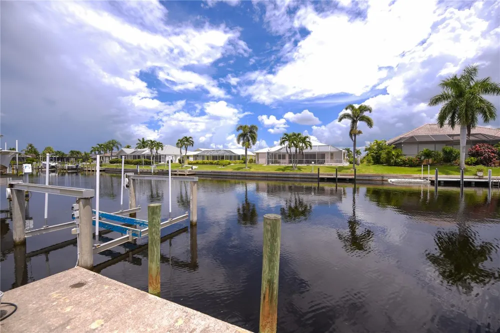 1205 VIA TRIPOLI Punta Gorda, FL 33950