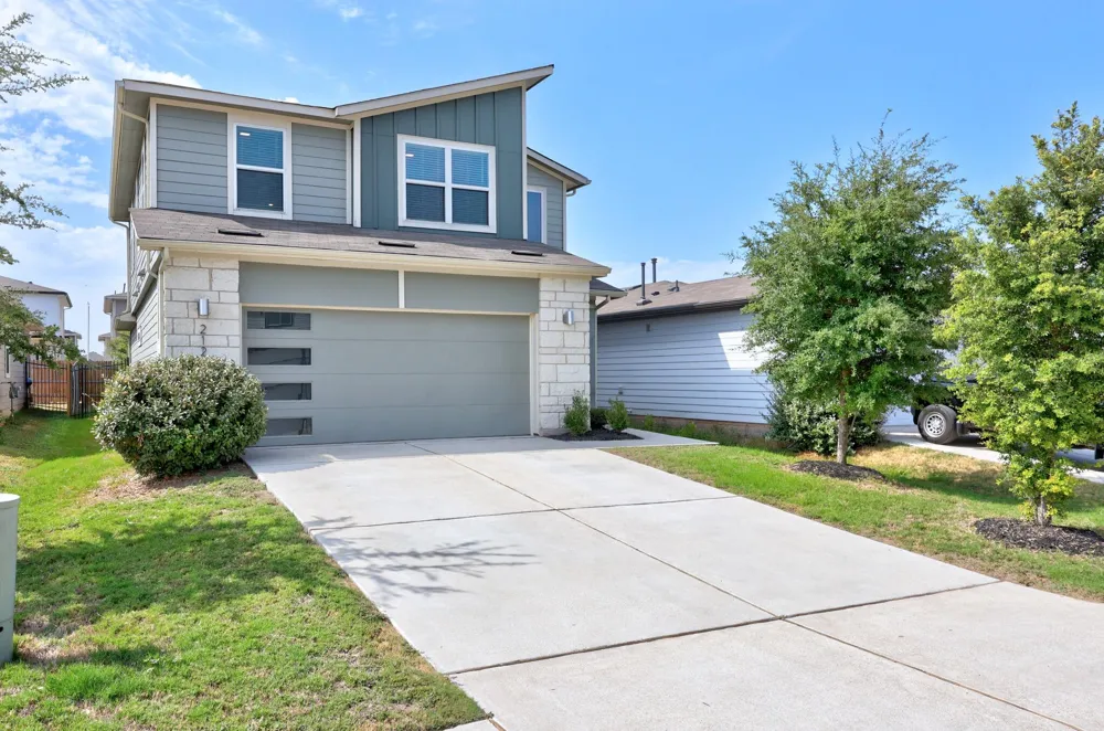 2125 Ettalee Court Austin, TX 78754