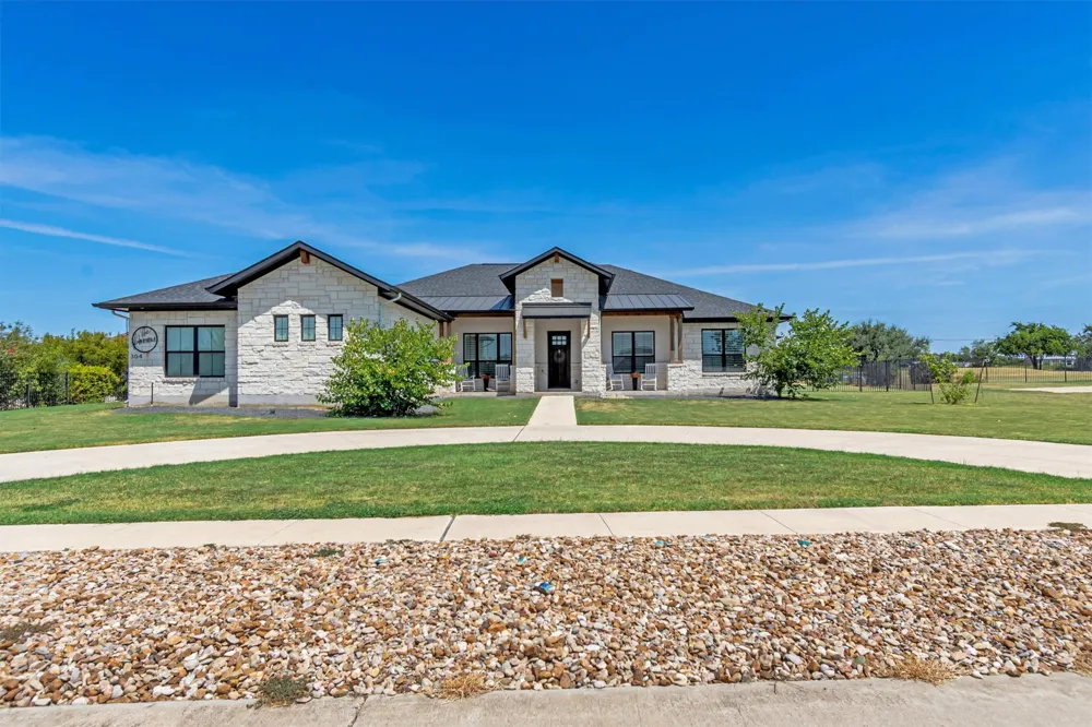 304 Buffalo Trail Liberty Hill, TX 78642