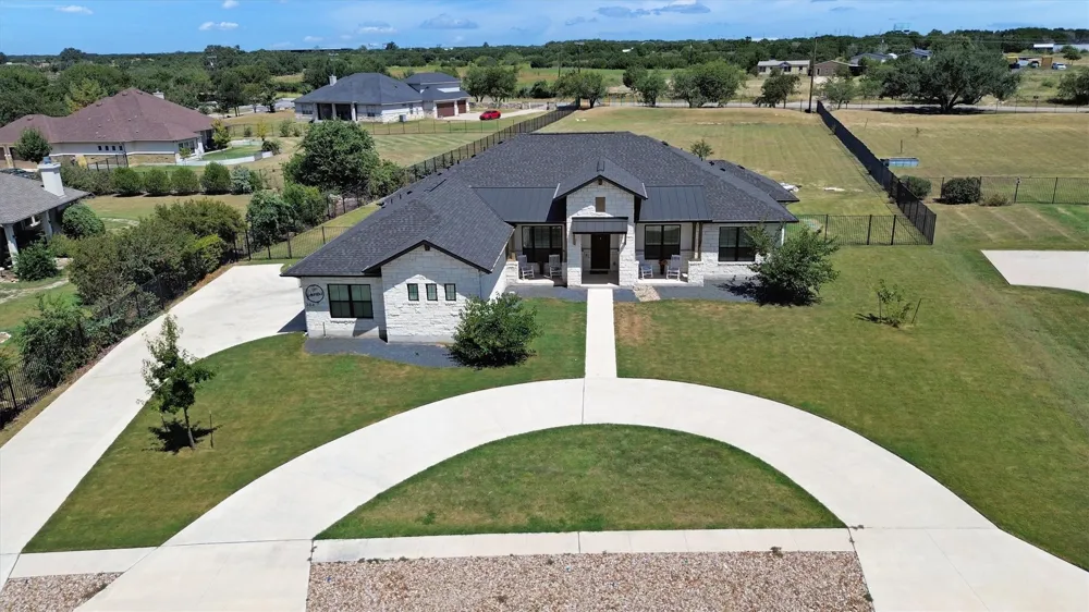 304 Buffalo Trail Liberty Hill, TX 78642