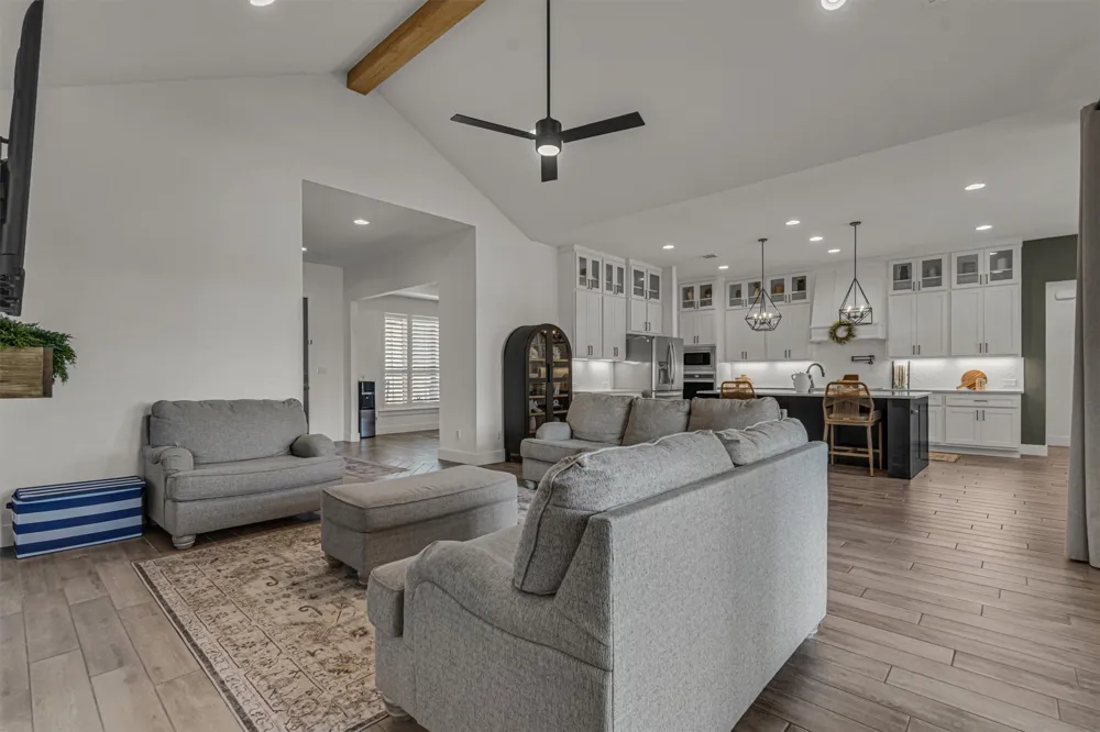 304 Buffalo Trail Liberty Hill, TX 78642