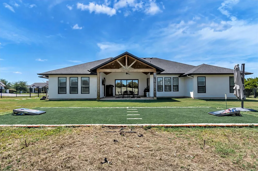 304 Buffalo Trail Liberty Hill, TX 78642