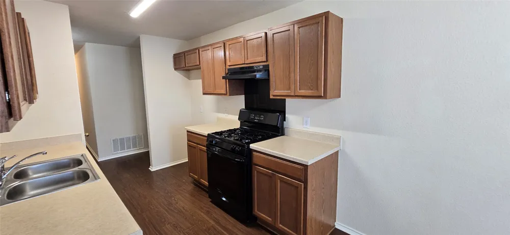 911 Remington Drive Leander, TX 78641