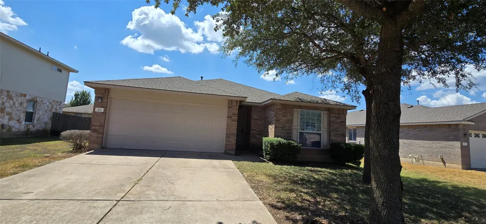 911 Remington Drive Leander, TX 78641