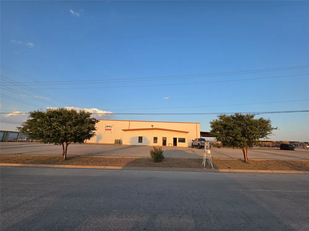 917 Oil Center Drive Abilene, TX 79601