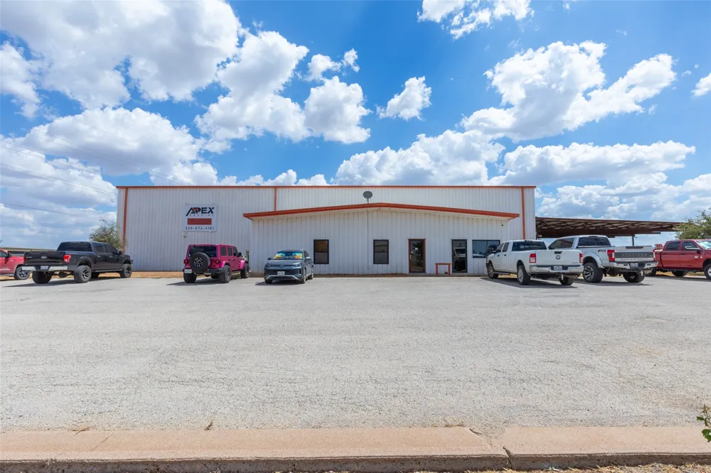 917 Oil Center Drive Abilene, TX 79601