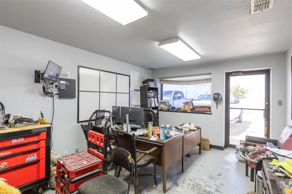 917 Oil Center Drive Abilene, TX 79601